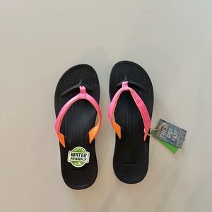 NEW Sanuk Cosmic Shores Yoga Flip Flops Thongs Sandals Pink Black 9